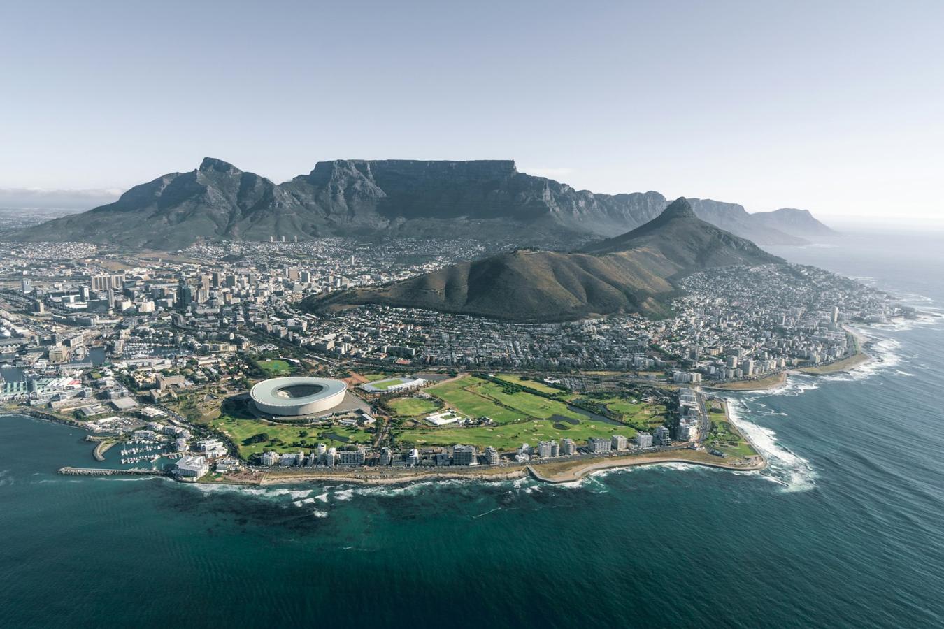 Table Mountain above the Cape Town harbour